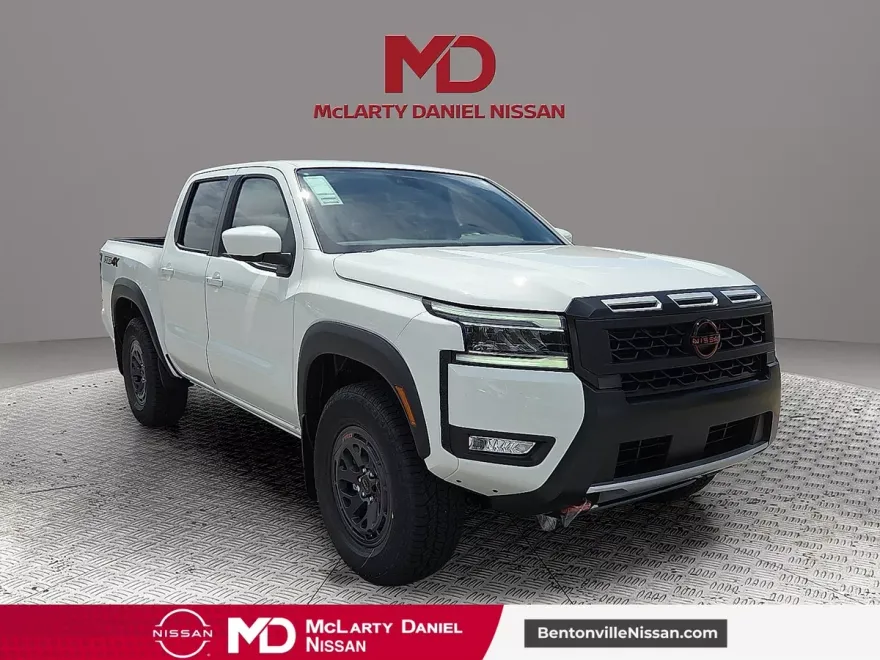 2025 Nissan Frontier Crew Cab PRO-4X photo 1