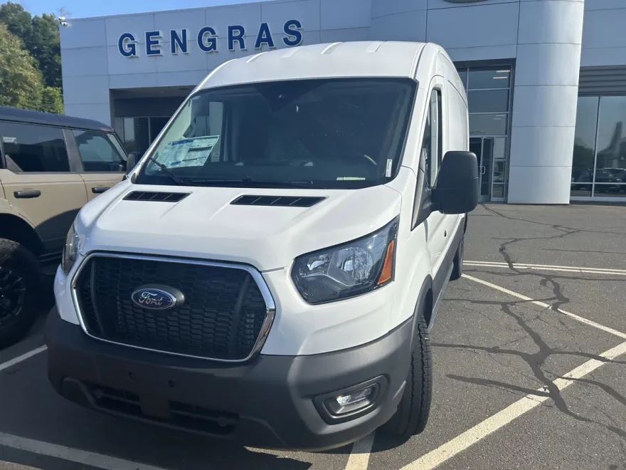 2025 Ford Transit photo 1