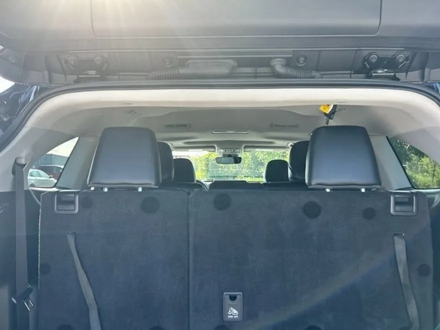 2023 Toyota Highlander Hybrid XLE photo 1