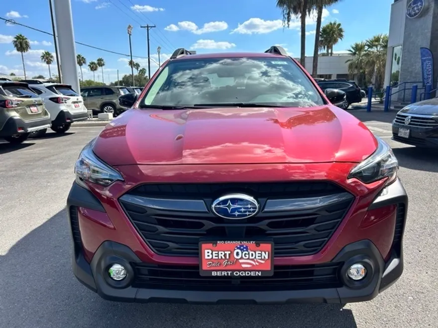 2025 Subaru Outback Premium photo 1