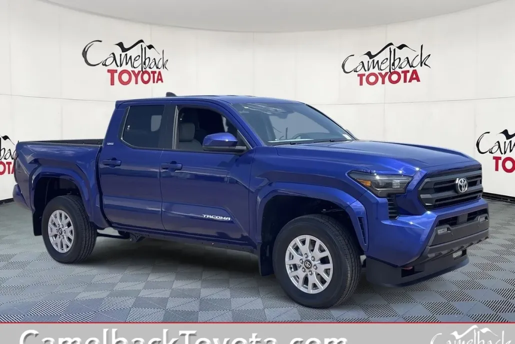 2025 Toyota Tacoma SR5 photo 1