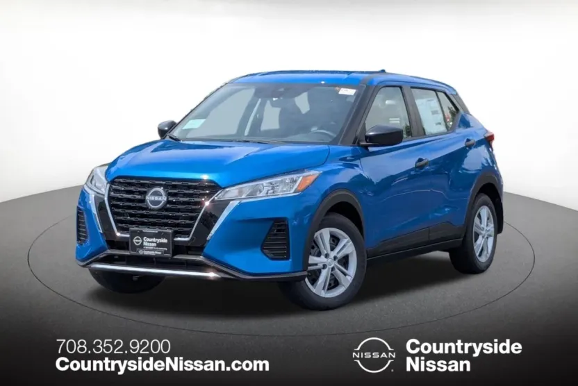 2025 Nissan Kicks Play S photo 1