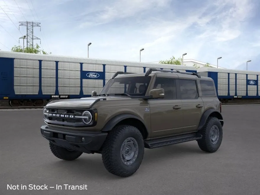 2025 Ford Bronco Outer Banks photo 1