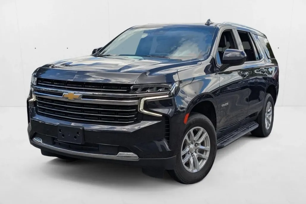2023 Chevrolet Tahoe LT photo 1