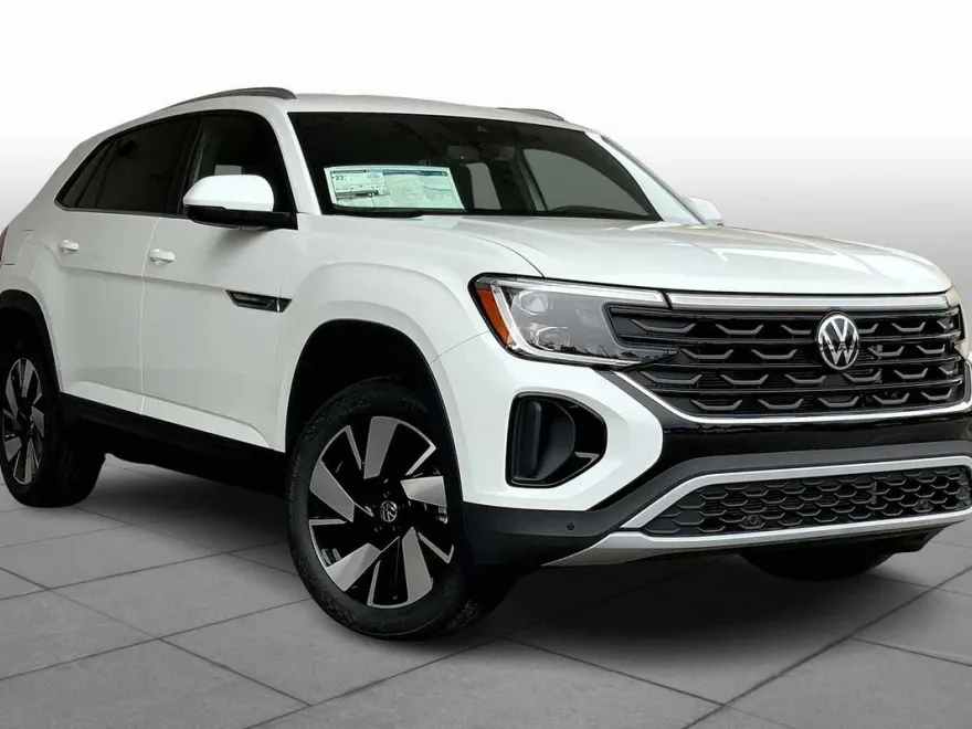 2025 Volkswagen Atlas Cross Sport SE Technology photo 1