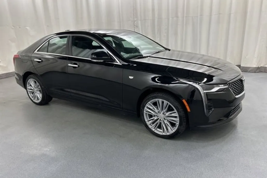 2025 Cadillac CT4 Premium Luxury photo 1