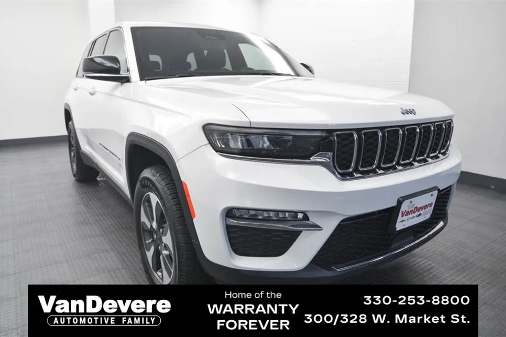 2024 Jeep Cherokee Limited 4xe photo 1