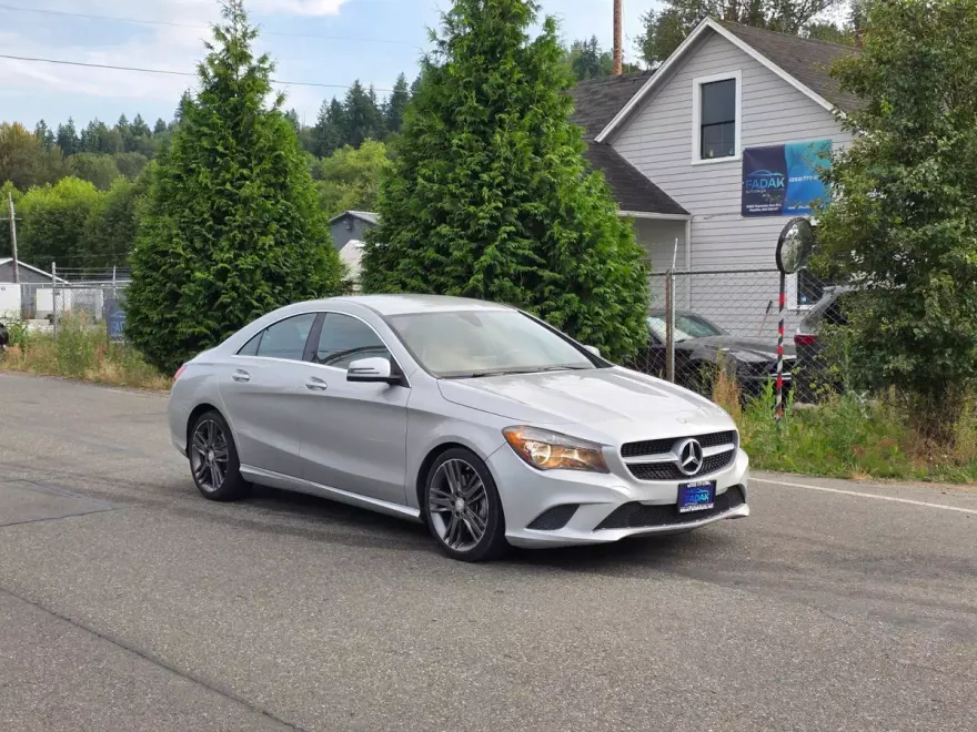 2015 Mercedes Benz CLA 250 photo 1