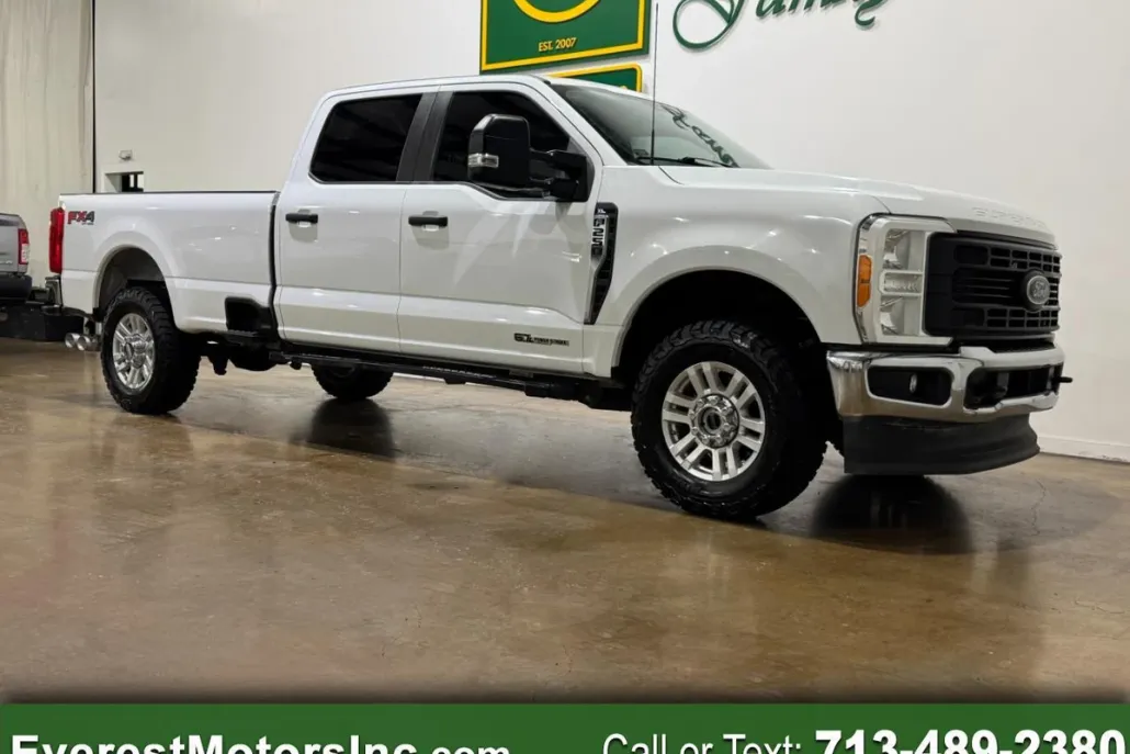 2023 Ford F-250 XL photo 1