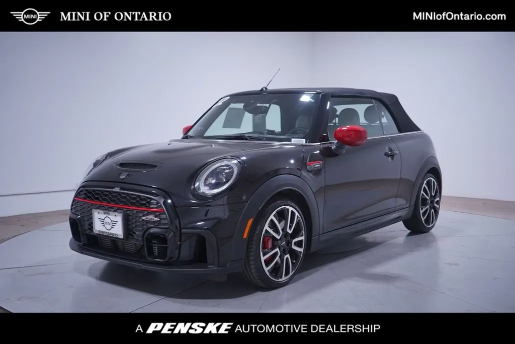 2022 Mini Cooper Convertible Iconic photo 1