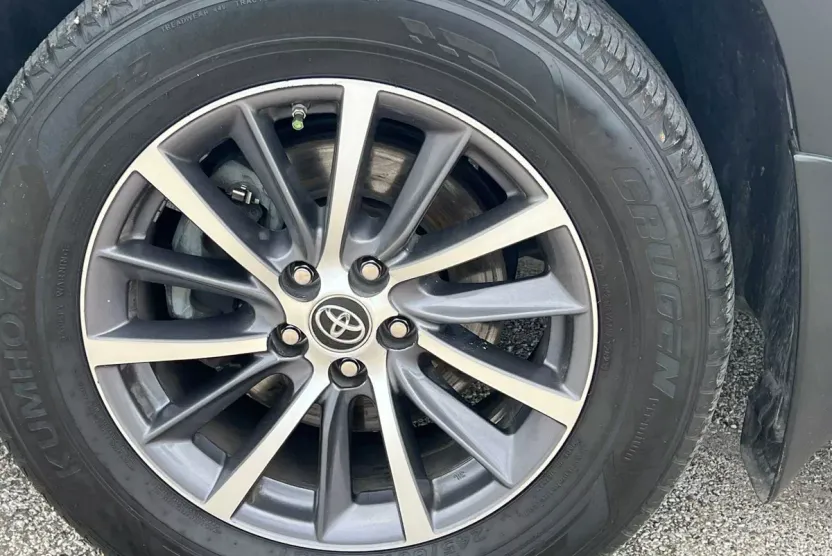 2018 Toyota Highlander XLE photo 1