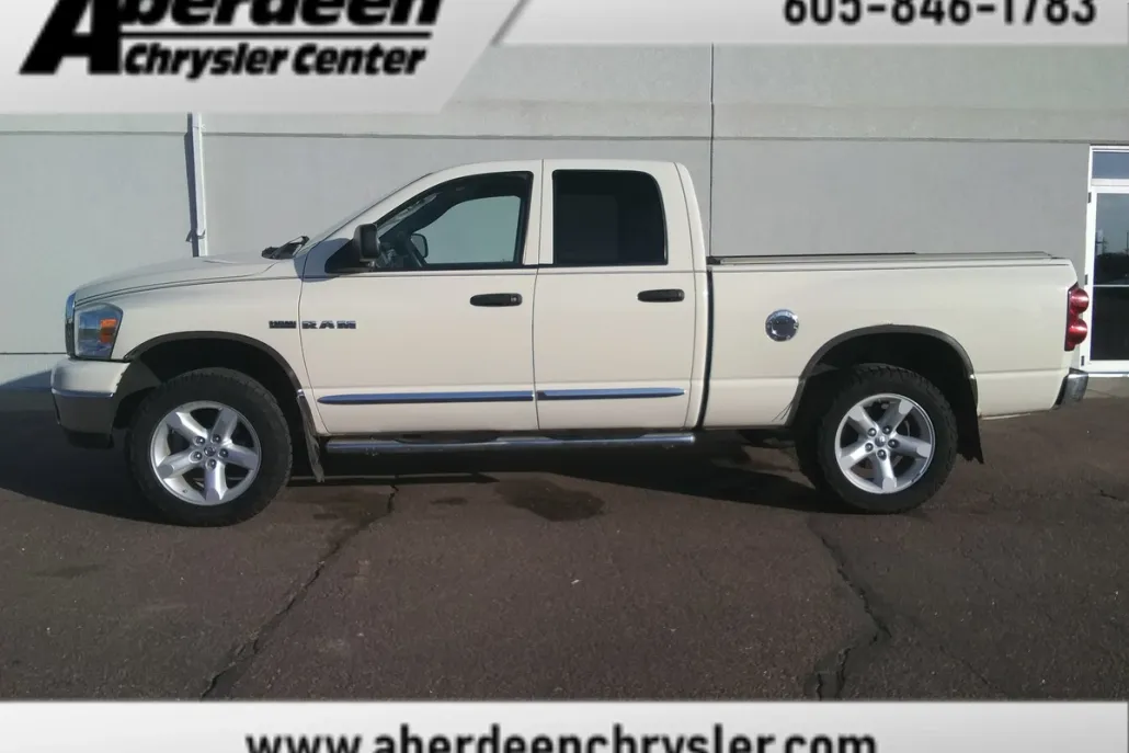2008 Dodge Ram SLT photo 1