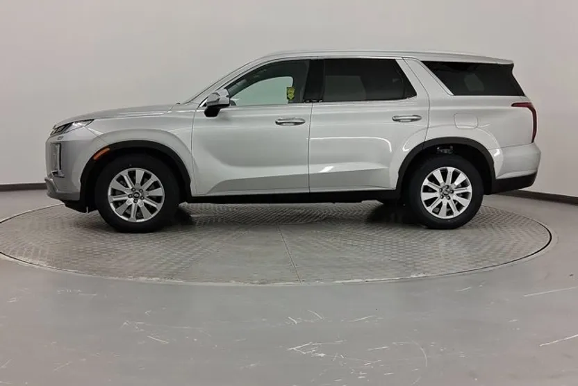 2024 Hyundai Palisade SEL photo 1