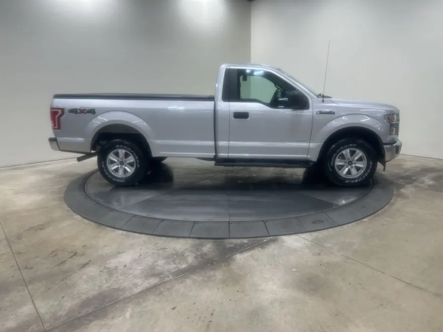 2017 Ford F-150 XL photo 1