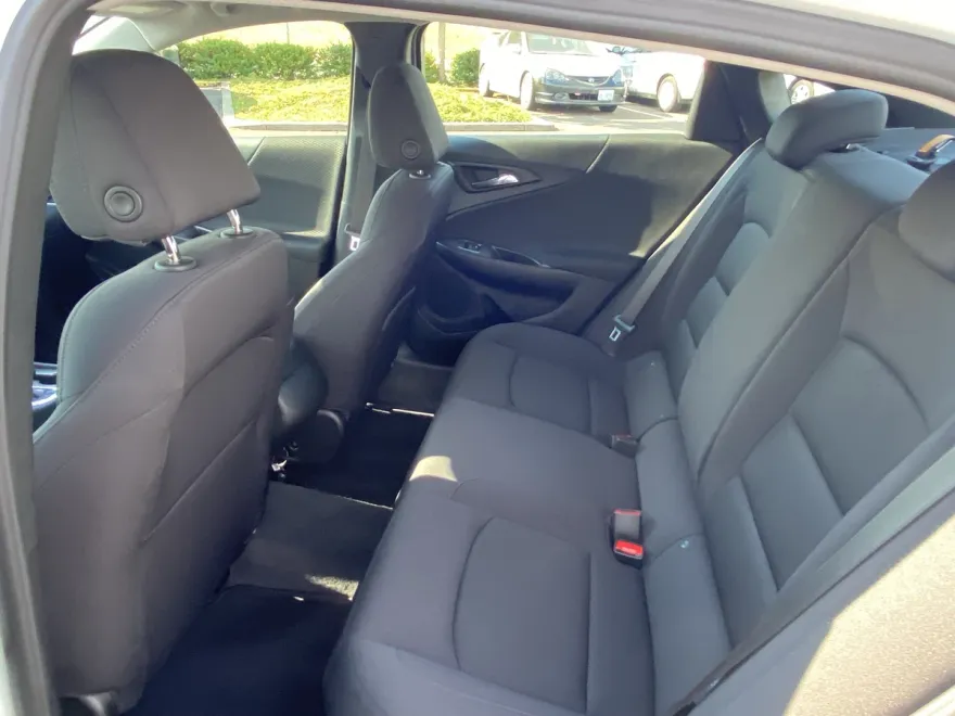 2023 Chevrolet Malibu LS photo 1
