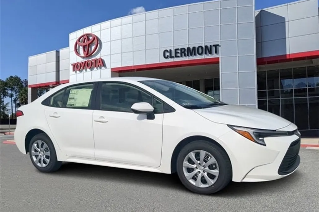2025 Toyota Corolla Hybrid LE photo 1