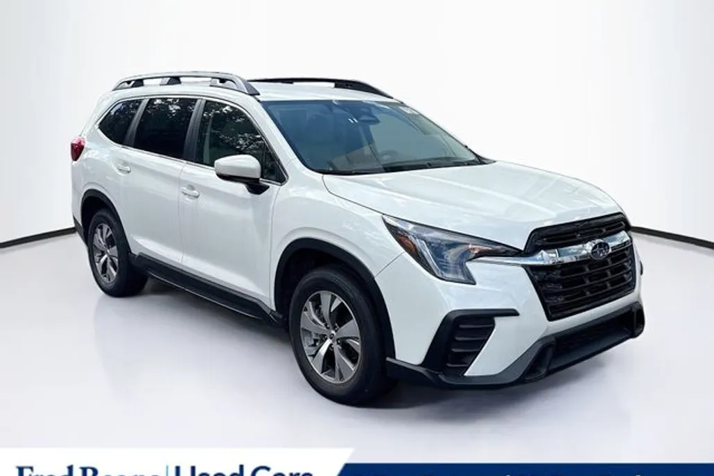 2024 Subaru Ascent Premium photo 1