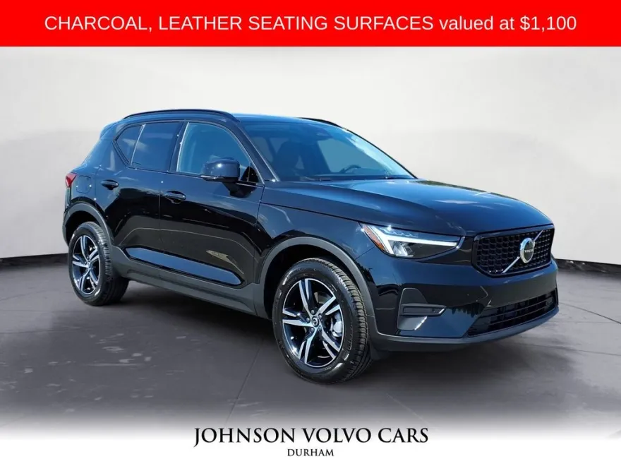 2026 Volvo XC40 Core AWD photo 1