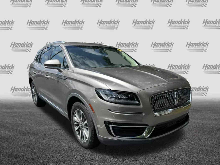 2020 Lincoln Nautilus Standard photo 1