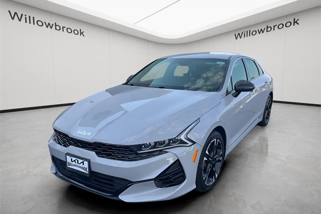 2023 Kia K5 GT-Line photo 1