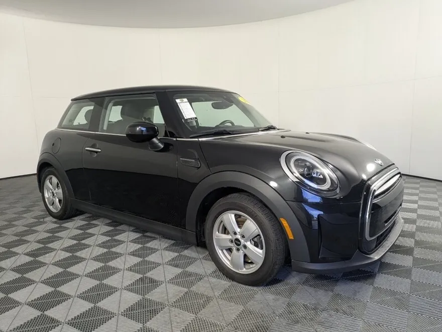 2024 Mini Cooper 2 Door Hardtop photo 1