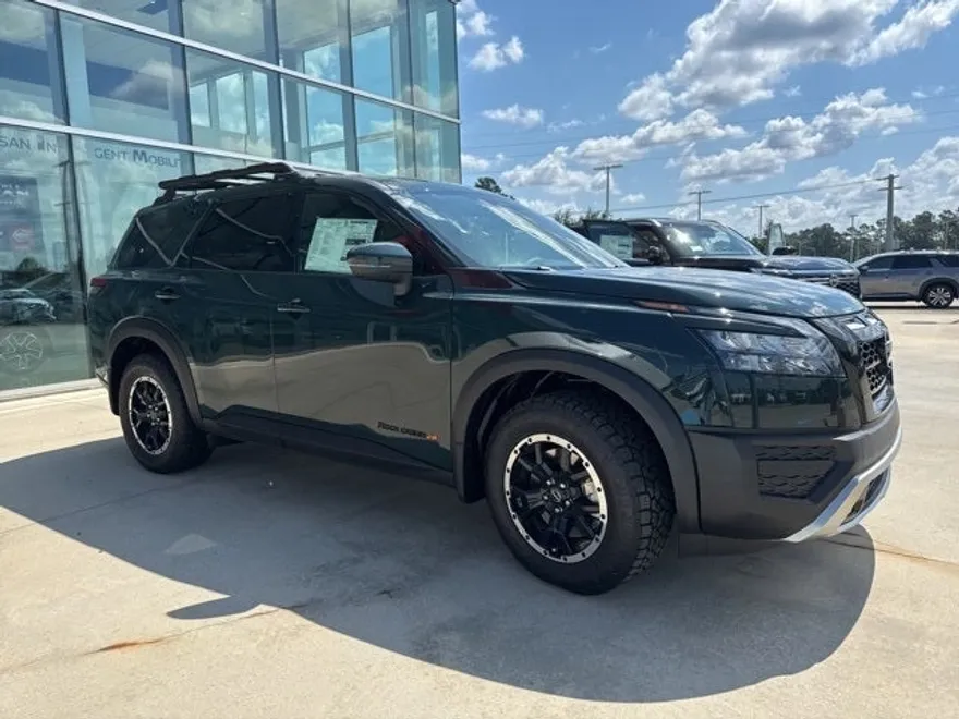 2025 Nissan Pathfinder Rock Creek photo 1