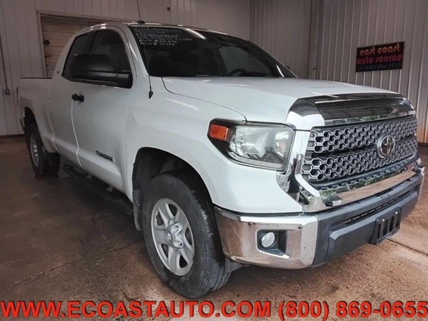 2018 Toyota Tundra SR5 photo 1