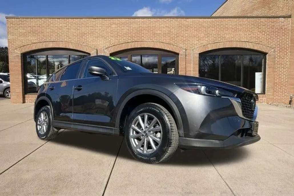 2022 Mazda CX-5 2.5 S Preferred photo 1