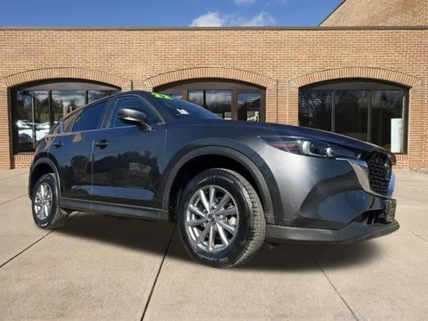 2022 Mazda CX-5 2.5 S Preferred photo 1