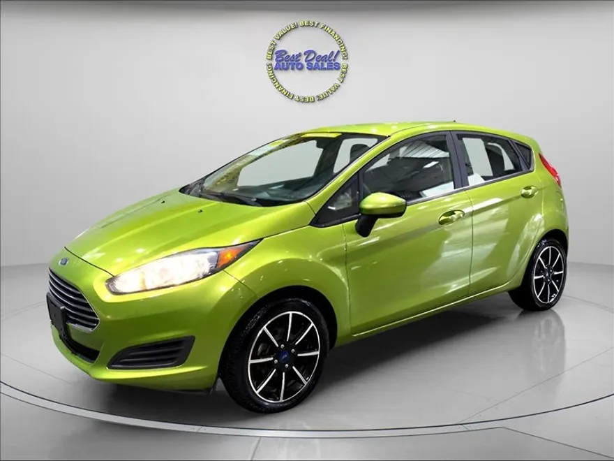2018 Ford Fiesta SE photo 1