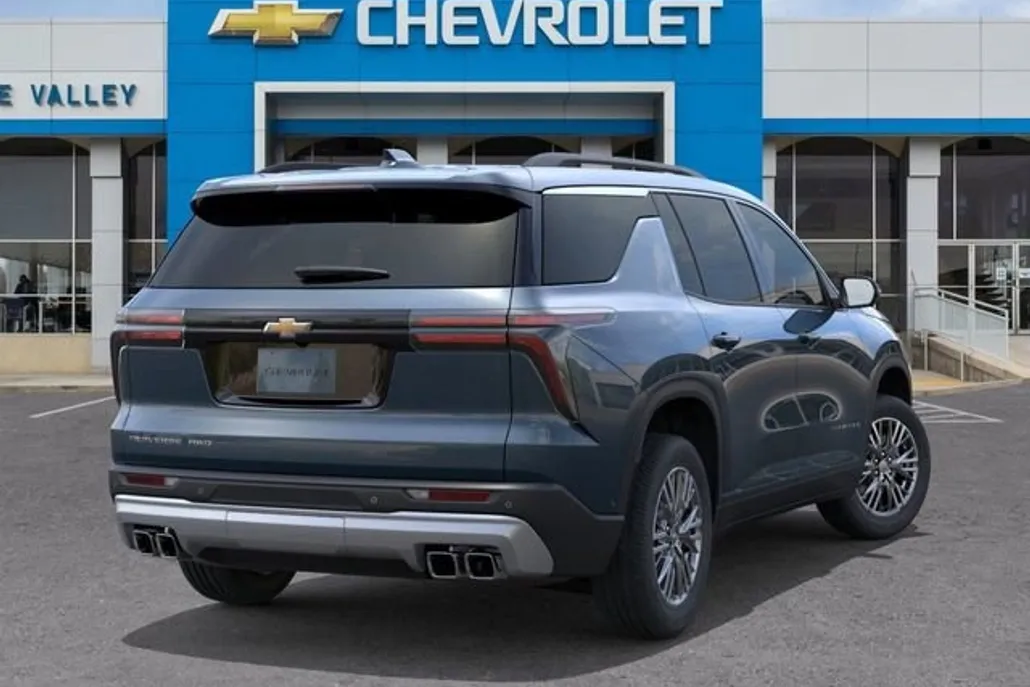 2026 Chevrolet Traverse photo 1