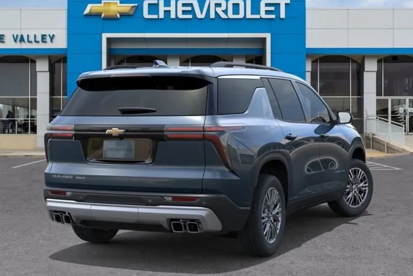 2026 Chevrolet Traverse photo 1