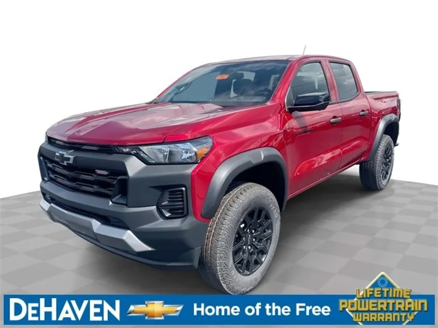 2026 Chevrolet Colorado Trail Boss photo 1