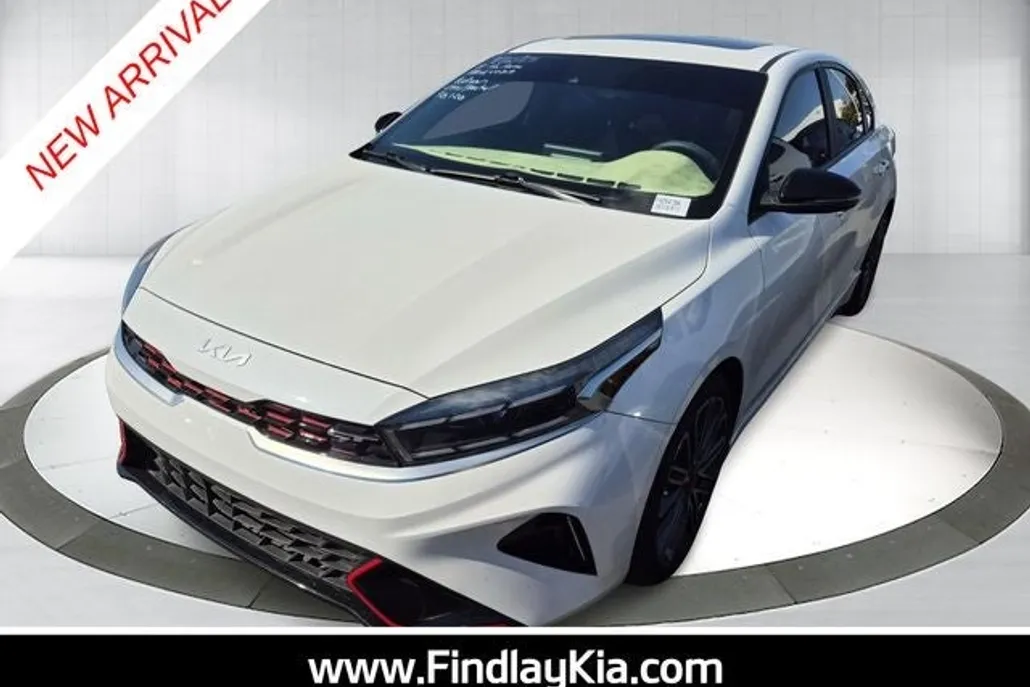 2022 Kia Forte GT photo 1