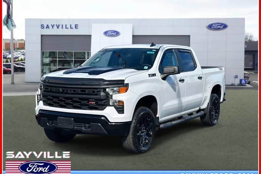 2024 Chevrolet Silverado 1500 Custom Trail Boss photo 1