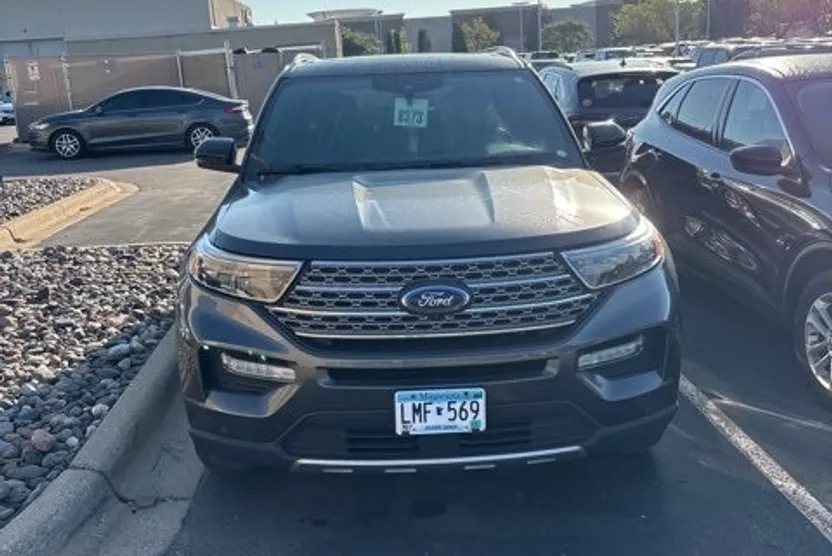 2020 Ford Explorer Limited photo 1