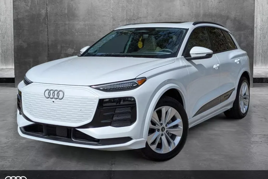 2025 Audi Q6 E-tron Premium Plus photo 1