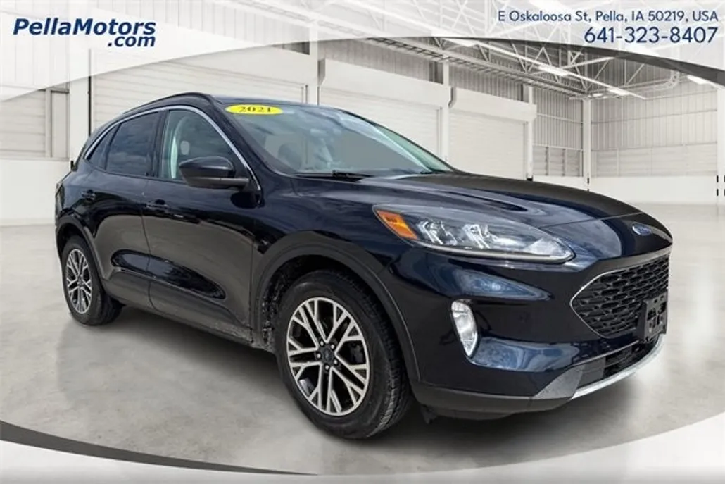 2021 Ford Escape SEL Hybrid photo 1