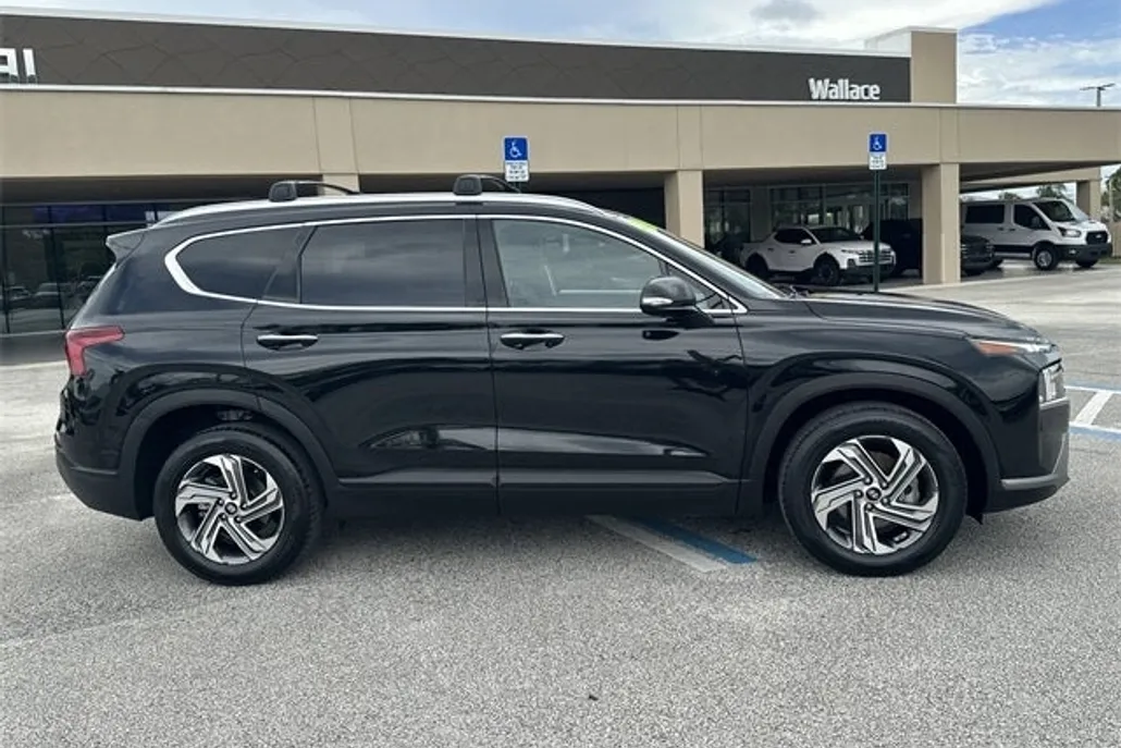2023 Hyundai Santa Fe SEL photo 1