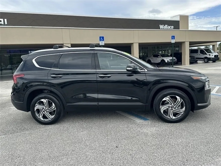 2023 Hyundai Santa Fe SEL photo 1
