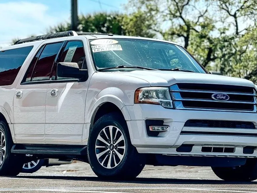 2016 Ford Expedition EL XLT photo 1