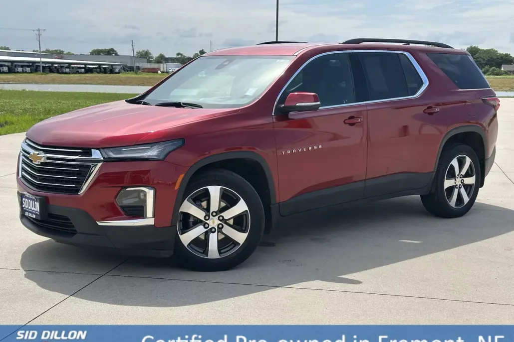 2023 Chevrolet Traverse Leather photo 1