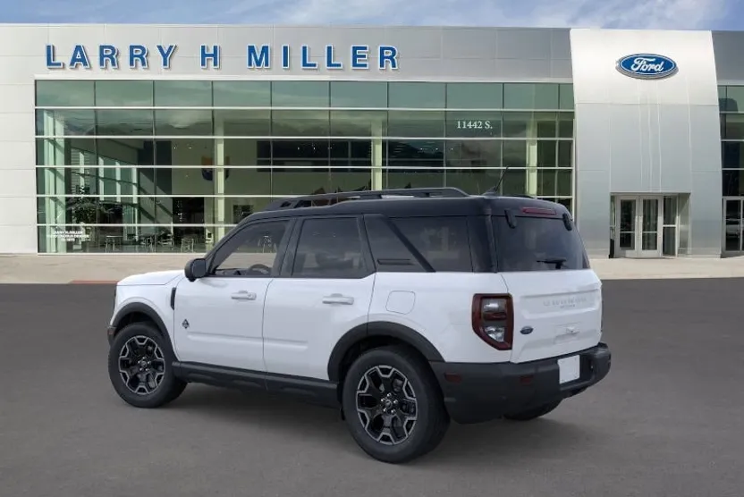 2025 Ford Bronco Sport Outer Banks photo 1
