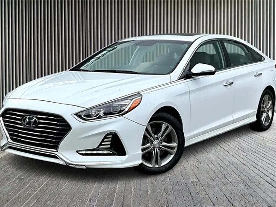 2018 Hyundai Sonata Limited photo 1