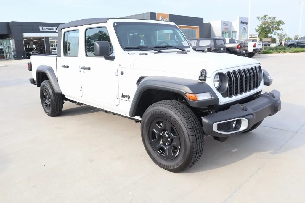 2025 Jeep Gladiator Sport photo 1