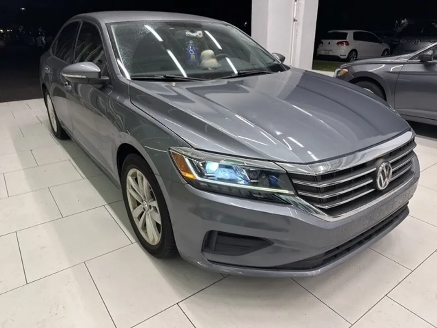 2020 Volkswagen Passat 2.0T S photo 1