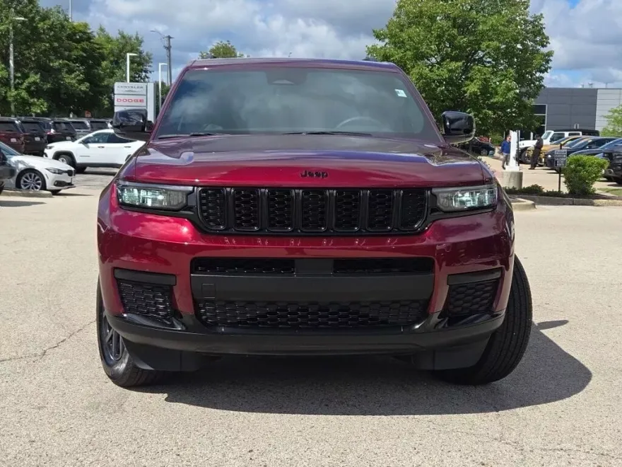 2024 Jeep Grand Cherokee Laredo Altitude X photo 1