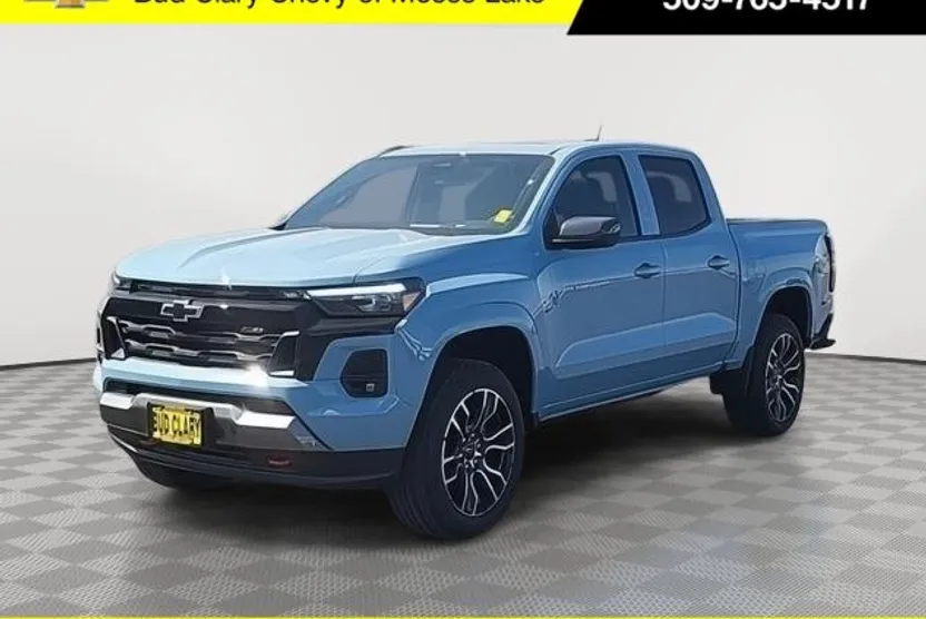 2025 Chevrolet Colorado Z71 photo 1