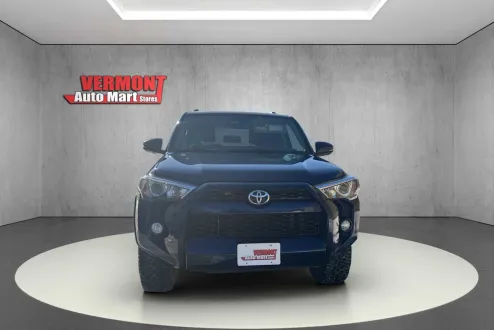 2018 Toyota 4Runner SR5 Premium photo 2