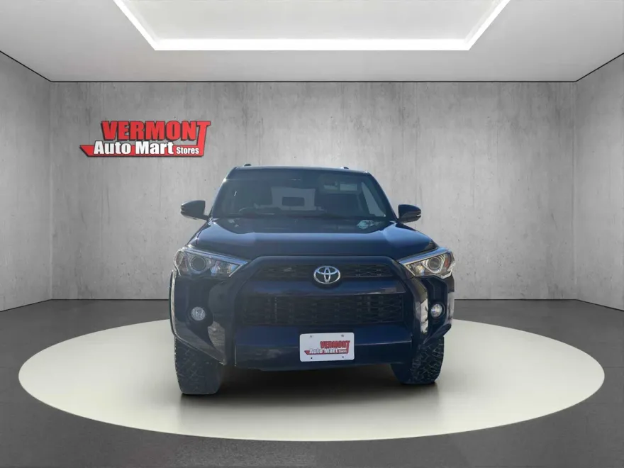 2018 Toyota 4Runner SR5 Premium photo 2